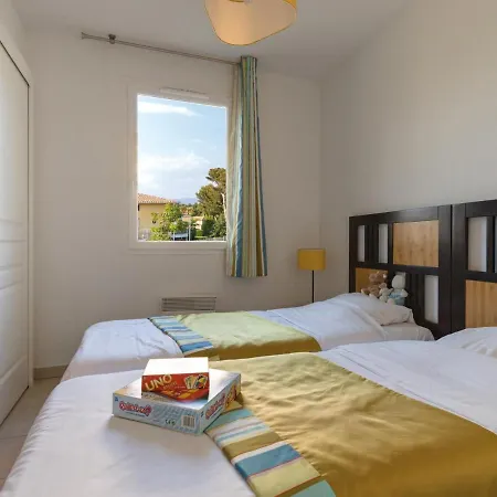 Beautiful With Sea View Apartment *